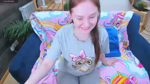 Snapshot of lexihoward chatting on June 15, 2026, 6:37 am Lexi online show from June 15, 2026, 6:37 am