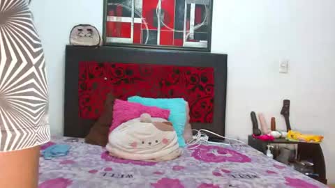 Snapshot of lexistone_ chatting on July 7, 2026, 10:03 pm lexistone online show from July 7, 2026, 10:03 pm