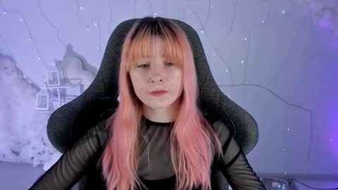 Snapshot of lexiwenford chatting on February 10, 2025, 9:04 am Lexi Wenford NO NUDE GODDESS online show from February 10, 2025, 9:04 am