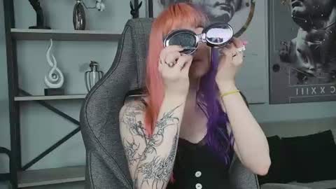 Snapshot of lexiwenford chatting on July 7, 2026, 4:37 am Lexi Wenford NO NUDE GODDESS online show from July 7, 2026, 4:37 am