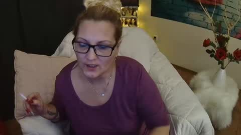 Snapshot of lexxa_blond chatting on January 17, 2025, 9:06 pm Hannah online show from January 17, 2025, 9:06 pm