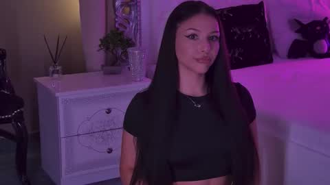 Snapshot of lexy_banks chatting on December 17, 2025, 8:53 am LexyBanks online show from December 17, 2025, 8:53 am