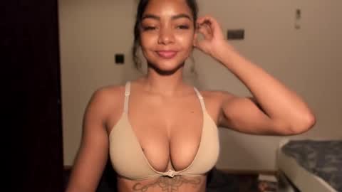 LEXY - Independent account online show from December 15, 2025, 9:02 am