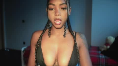 Snapshot of lexy_squirt_queen chatting on May 30, 2026, 10:56 am LEXY - Independent account online show from May 30, 2026, 10:56 am