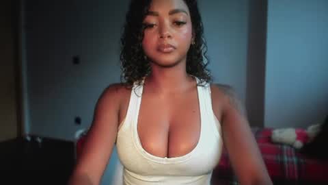 Snapshot of lexy_squirt_queen chatting on July 13, 2026, 2:09 pm LEXY - Independent account online show from July 13, 2026, 2:09 pm