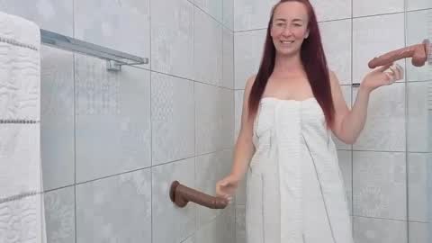 Snapshot of lexyleaf420 chatting on November 17, 2025, 7:41 pm Lexy online show from November 17, 2025, 7:41 pm