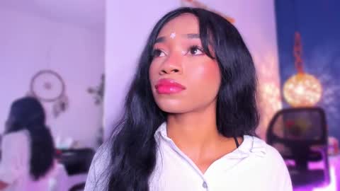 lexyskye online show from October 19, 2025, 11:44 am