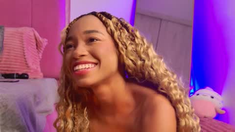 lexyskye online show from May 22, 2026, 12:33 pm