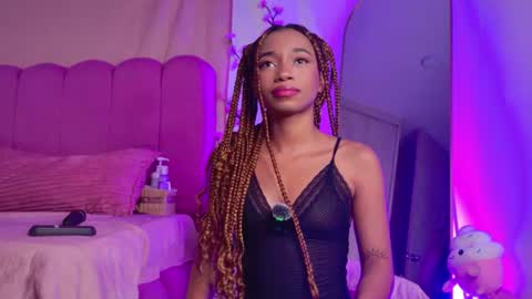 lexyskye online show from June 14, 2026, 4:25 am
