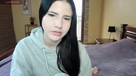 lexyswett online show from October 17, 2025, 6:27 am