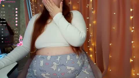 Snapshot of leyaloveee chatting on August 1, 2026, 11:36 pm Your Leya online show from August 1, 2026, 11:36 pm