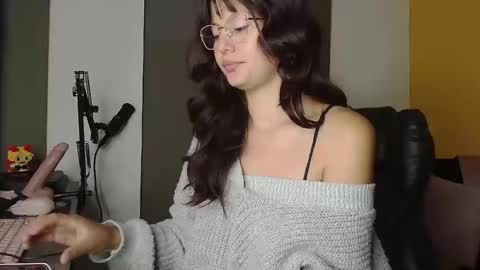 Leydy  online show from March 17, 2026, 11:02 am