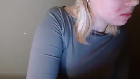 Leyla online show from February 15, 2026, 7:51 am