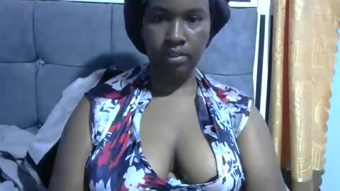 Snapshot of leylapleasure chatting on December 22, 2025, 10:01 am leylapleasure online show from December 22, 2025, 10:01 am