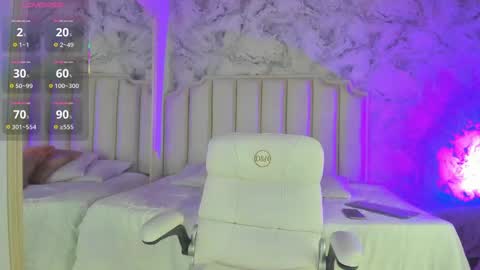 Leyla online show from April 30, 2026, 11:27 am