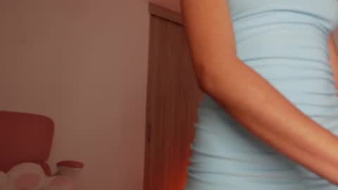 Snapshot of leyre_lerr chatting on June 15, 2026, 2:36 am Jessica online show from June 15, 2026, 2:36 am