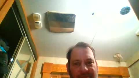 Snapshot of lgck12in chatting on December 18, 2025, 8:20 am C2bme online show from December 18, 2025, 8:20 am