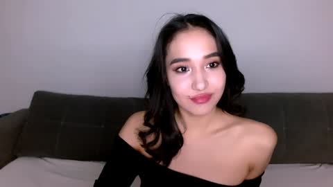 Snapshot of li_noen chatting on December 11, 2024, 1:47 am Li online show from December 11, 2024, 1:47 am