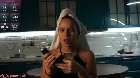 Hey Im Alexa  tg online show from December 16, 2024, 8:20 am