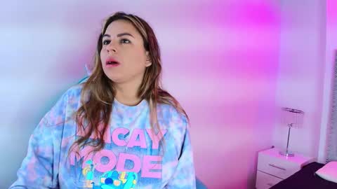 Lia  online show from February 5, 2026, 3:44 am