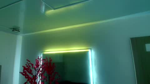 Lia  online show from April 29, 2026, 3:10 am