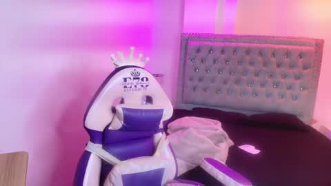 Snapshot of lia_adamsss chatting on May 9, 2026, 4:17 am Lia online show from May 9, 2026, 4:17 am