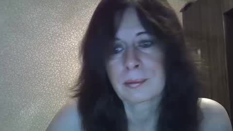Snapshot of lia_ang chatting on December 18, 2025, 1:28 pm lia_ang online show from December 18, 2025, 1:28 pm