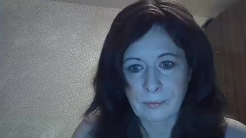 Snapshot of lia_ang chatting on February 15, 2026, 10:17 pm lia_ang online show from February 15, 2026, 10:17 pm