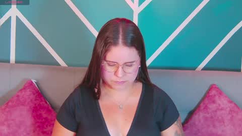 Snapshot of lia_avalon chatting on June 1, 2026, 12:07 pm Lia Avalon online show from June 1, 2026, 12:07 pm