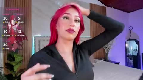 lia_corner online show from August 4, 2026, 10:12 pm