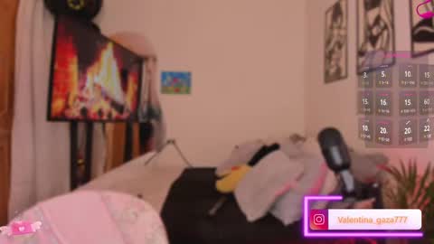 V A L  online show from February 18, 2025, 12:37 am