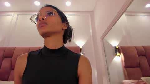 Lia online show from March 12, 2025, 2:20 am