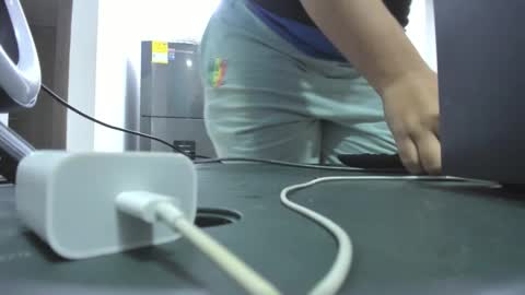 Lia online show from October 29, 2025, 4:09 pm