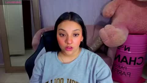 Snapshot of lia_harper_t chatting on June 28, 2026, 3:01 am lia_harper_t online show from June 28, 2026, 3:01 am