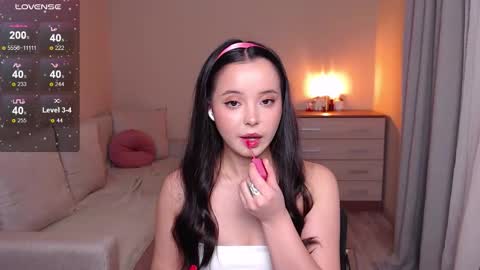 Snapshot of lia_hetty chatting on October 26, 2025, 4:35 pm L I A online show from October 26, 2025, 4:35 pm