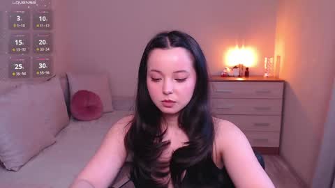 L I A online show from April 9, 2026, 1:27 pm
