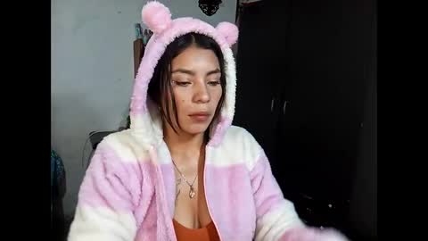 Snapshot of lia_hottie chatting on December 13, 2024, 11:13 am Lia online show from December 13, 2024, 11:13 am