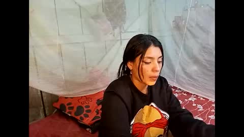 Snapshot of lia_hottie chatting on January 5, 2025, 11:44 pm Lia online show from January 5, 2025, 11:44 pm