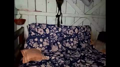 Snapshot of lia_hottie chatting on January 8, 2025, 10:06 pm Lia online show from January 8, 2025, 10:06 pm