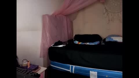 Snapshot of lia_hottie chatting on January 25, 2025, 6:57 pm Lia online show from January 25, 2025, 6:57 pm