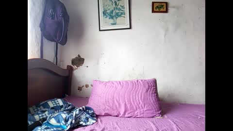 Snapshot of lia_hottie chatting on February 15, 2025, 4:23 pm Lia online show from February 15, 2025, 4:23 pm