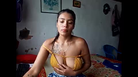 Snapshot of lia_hottie chatting on March 5, 2025, 3:51 pm Lia online show from March 5, 2025, 3:51 pm