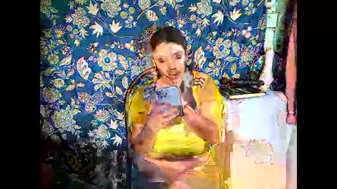 Snapshot of lia_hottie chatting on May 29, 2026, 6:39 pm Lia online show from May 29, 2026, 6:39 pm