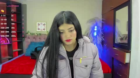 Snapshot of lia_keen chatting on March 8, 2025, 8:14 pm lia online show from March 8, 2025, 8:14 pm