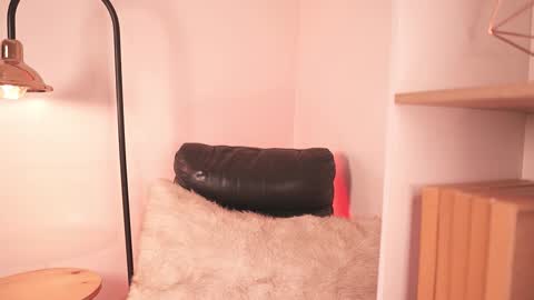 Snapshot of lia_mackenzie chatting on December 14, 2025, 4:01 pm liaa online show from December 14, 2025, 4:01 pm