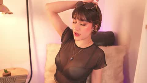 Snapshot of lia_mackenzie chatting on January 7, 2026, 5:15 pm liaa online show from January 7, 2026, 5:15 pm