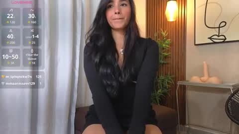 LIA online show from October 8, 2025, 6:38 pm