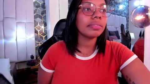 lia_mariana online show from June 27, 2026, 9:09 pm