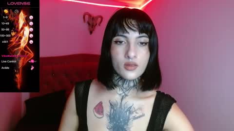 lia spicy   ig online show from February 27, 2025, 1:49 pm