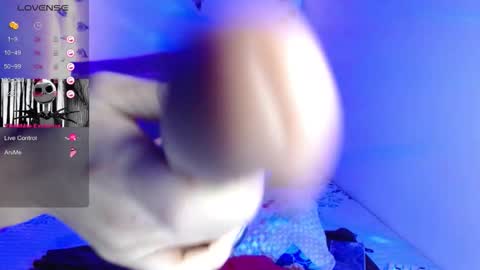 lia spicy   ig online show from October 9, 2025, 2:26 pm